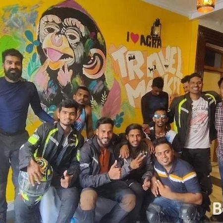 Travel Monkey Hostel Agra  Exteriör bild
