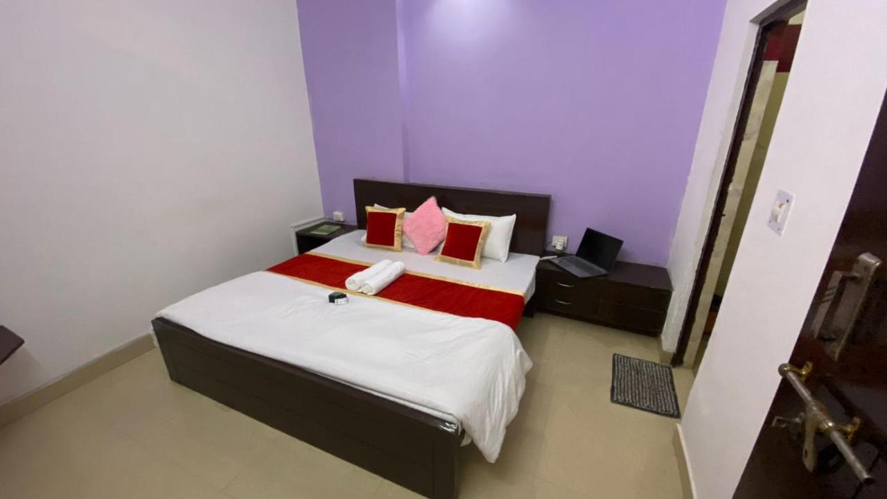 Travel Monkey Hostel Agra  Exteriör bild