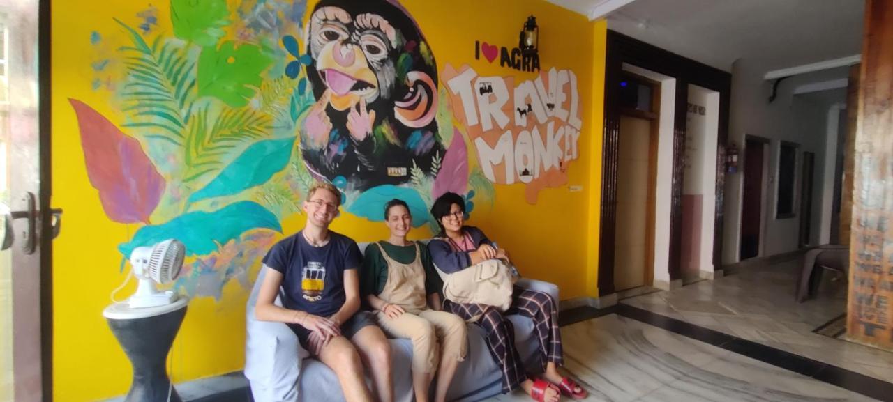 Travel Monkey Hostel Agra  Exteriör bild